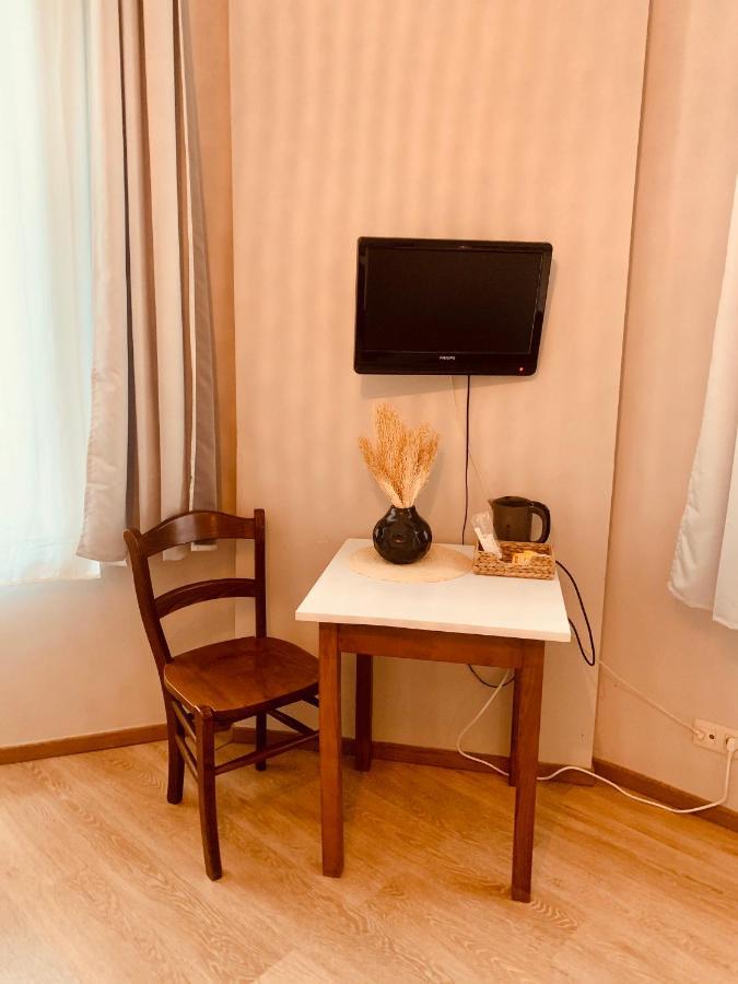 Hotel Du Parlement Ixelles Dış mekan fotoğraf
